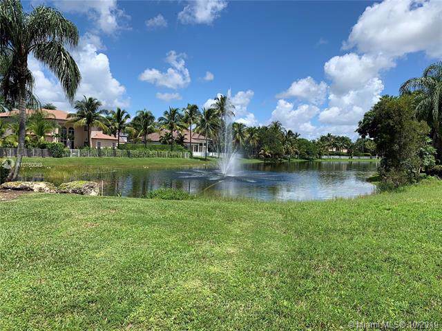 632 Enclave Cir - Photo 1