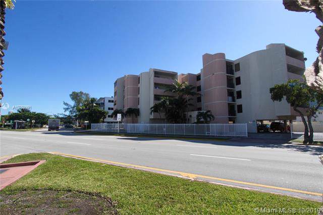 2000 Biarritz Dr - Photo 1