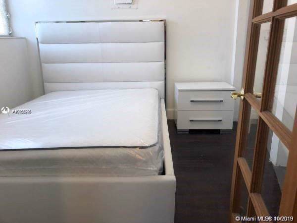 1568 Drexel Ave - Photo 1
