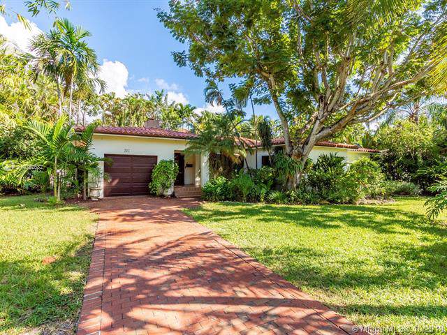 321 Manor Pl - Photo 1