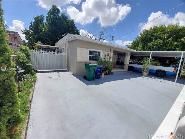 2986 51 St - Photo 1