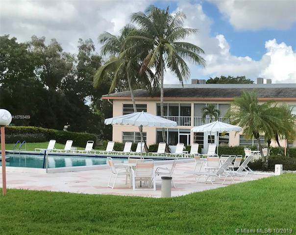 1207 Bahama Bnd - Photo 1
