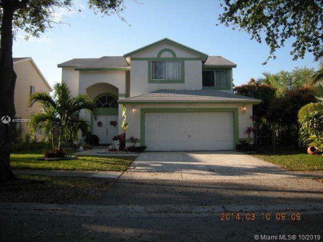 8860 10th St - Photo 1