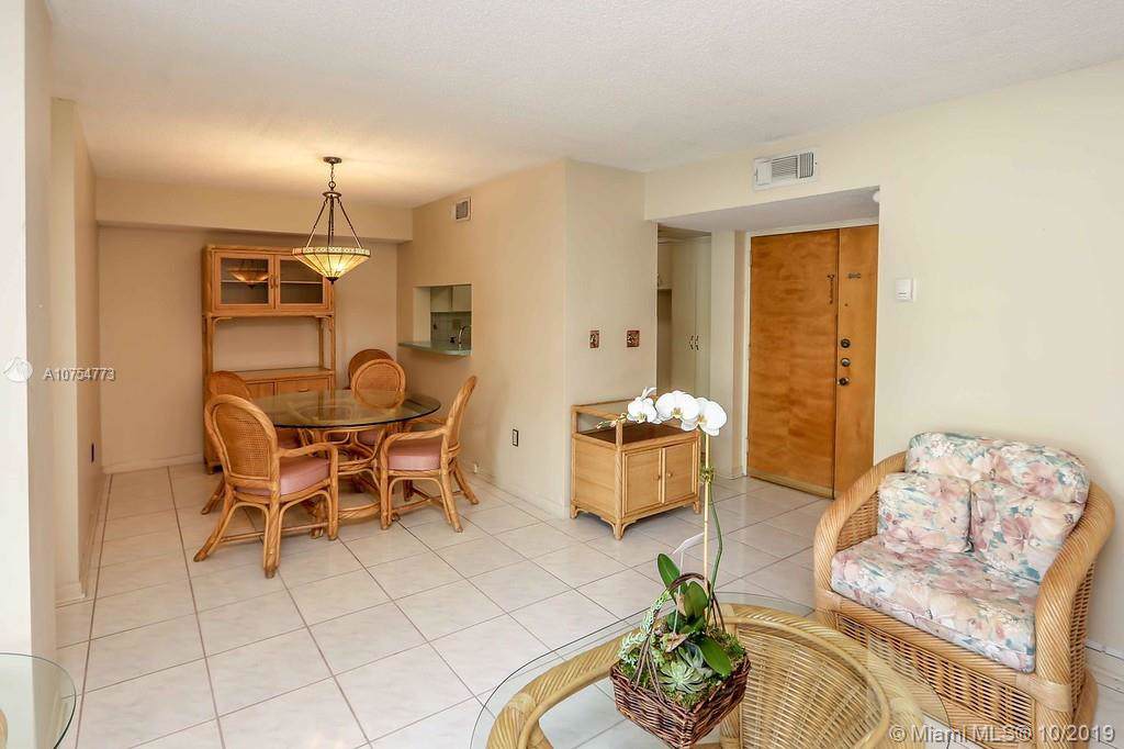 11800 18th St - Photo 1