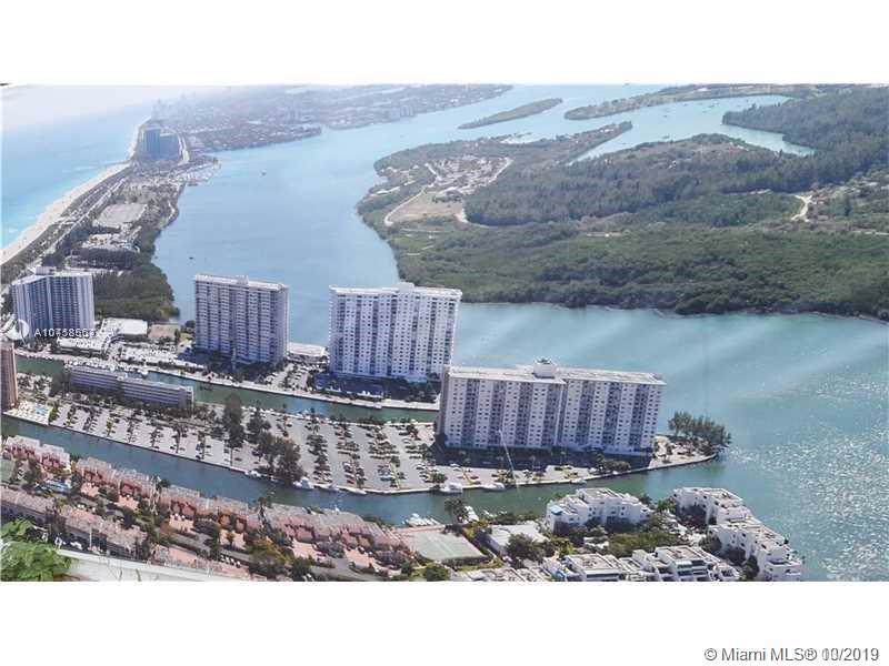 100 Bayview Dr - Photo 1