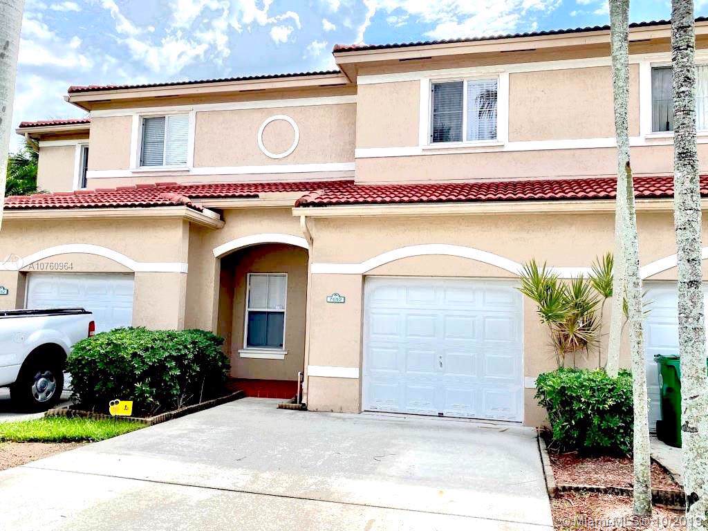 7692 Southwood Cir - Photo 1