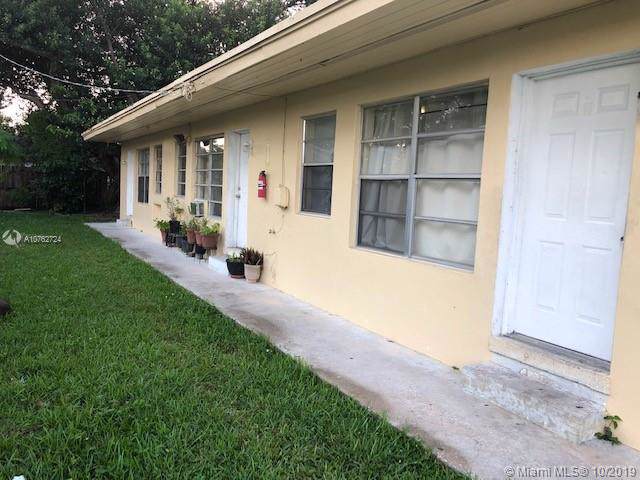 6020 37th St - Photo 1