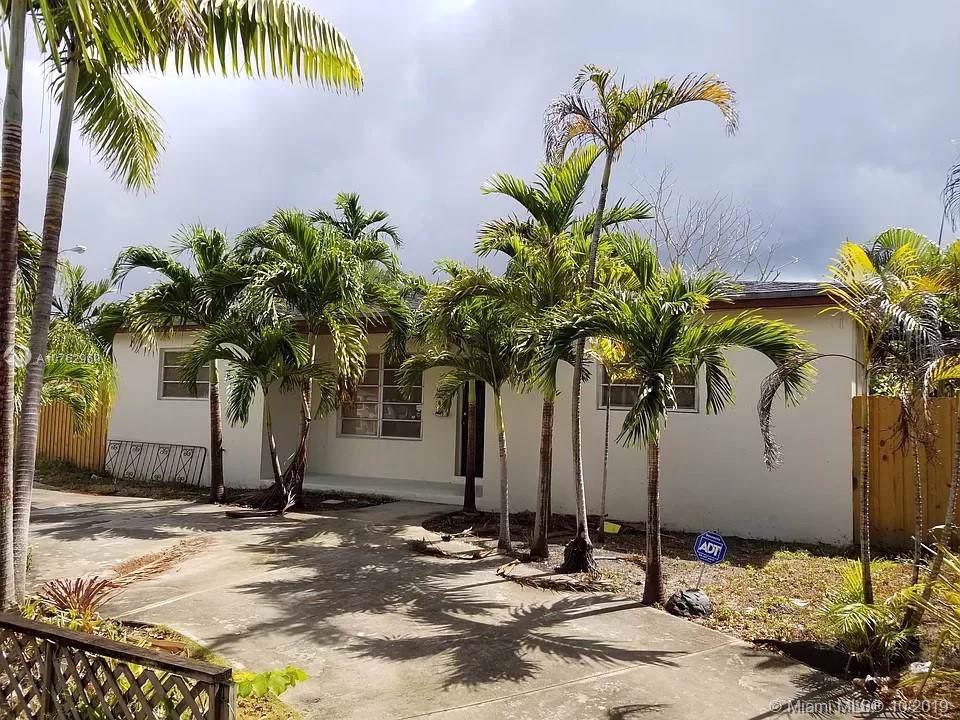 16791 8th Ave - Photo 1