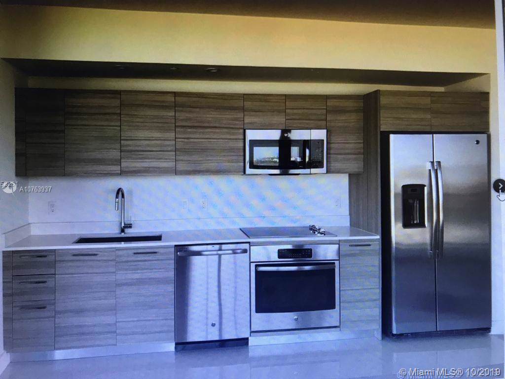 121 34th St - Photo 1