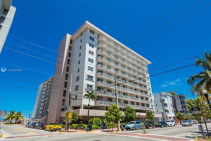 345 Ocean Dr - Photo 1