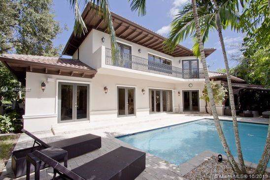610 Blue Rd - Photo 1