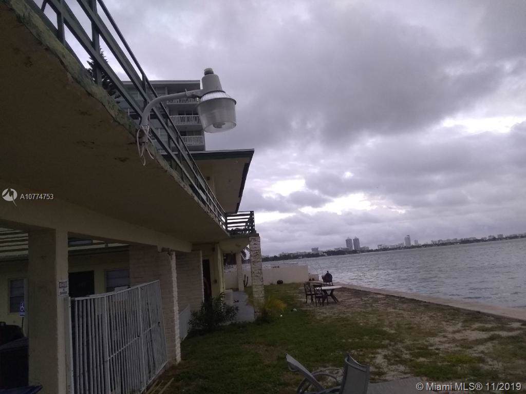 2050 Bay Dr - Photo 1
