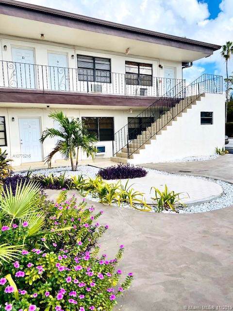 2350 Palm Ave - Photo 1