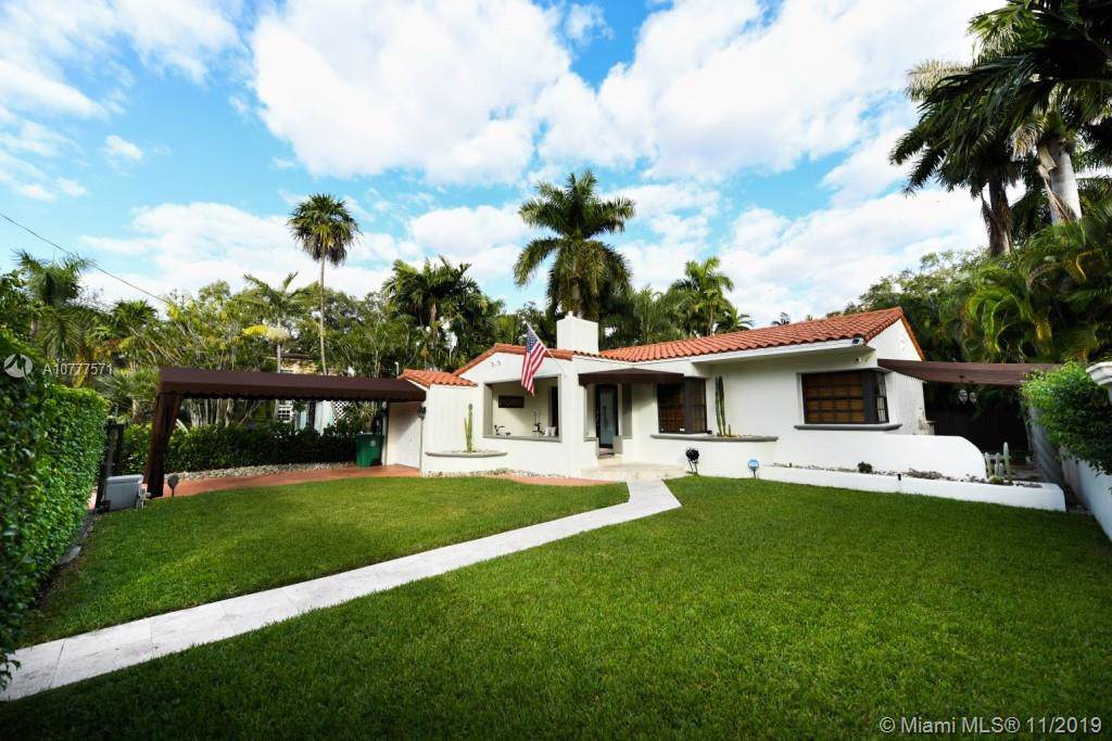 1027 22nd St - Photo 1