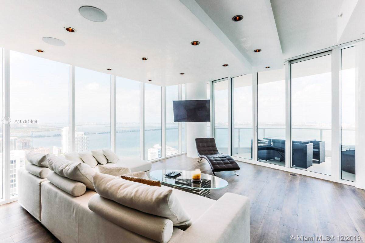 2020 Bayshore Dr - Photo 1