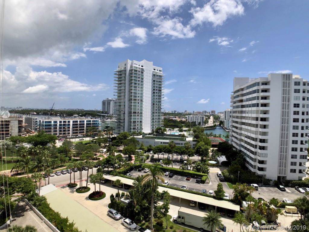 11 Island Ave - Photo 1