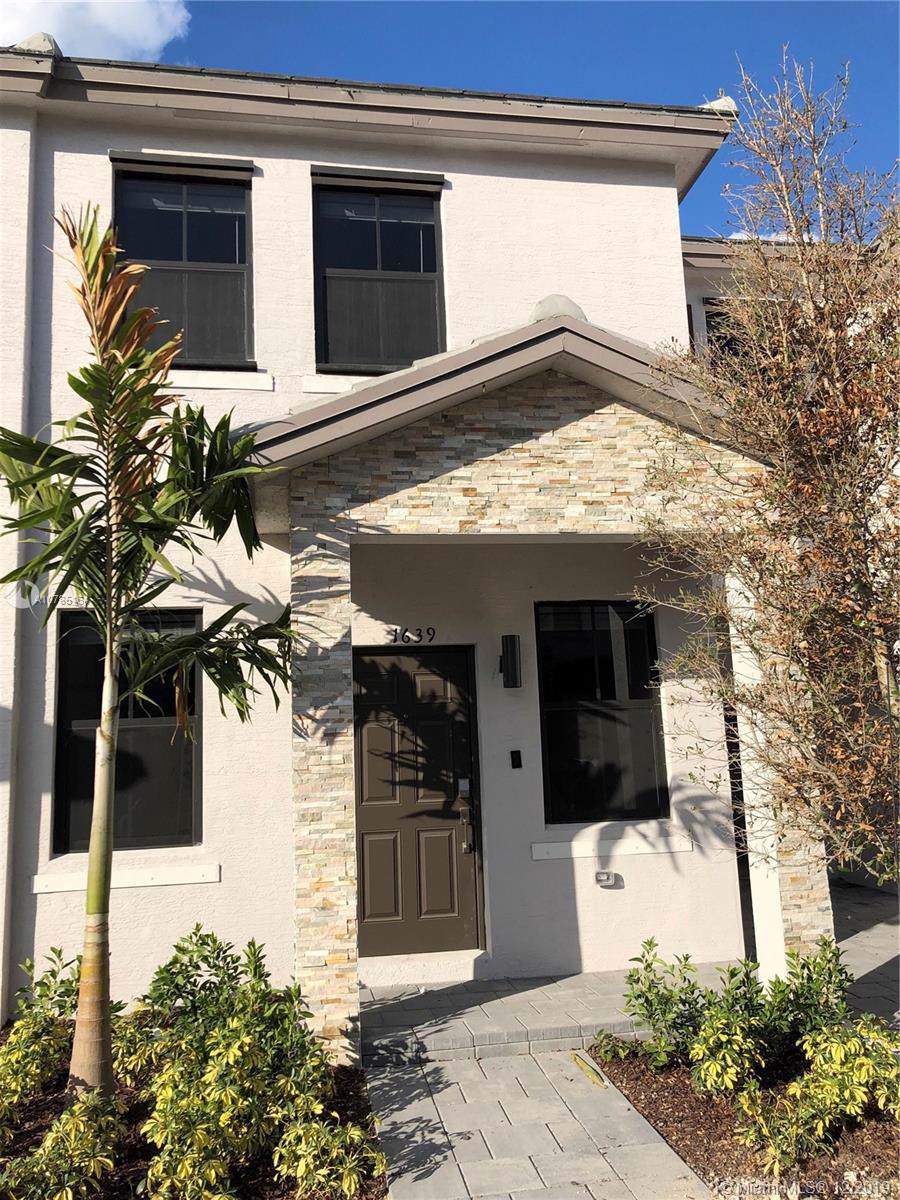 1639 29th Street - Photo 1