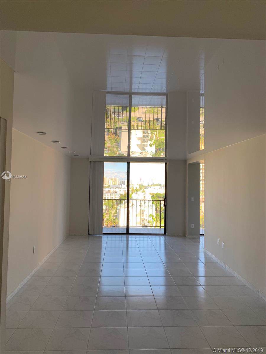 210 174th St - Photo 1