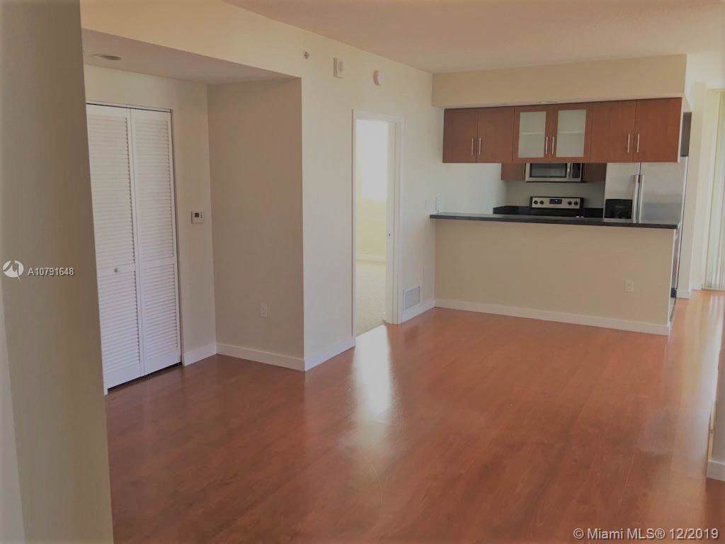 601 23rd St - Photo 1