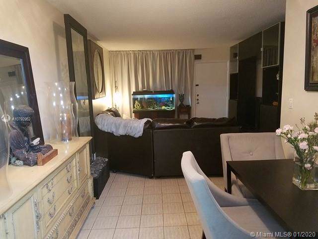 4262 68th Ct - Photo 1