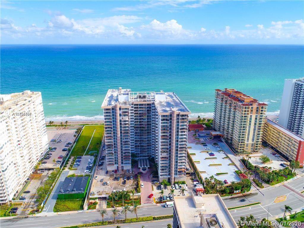 2030 Ocean Dr - Photo 1