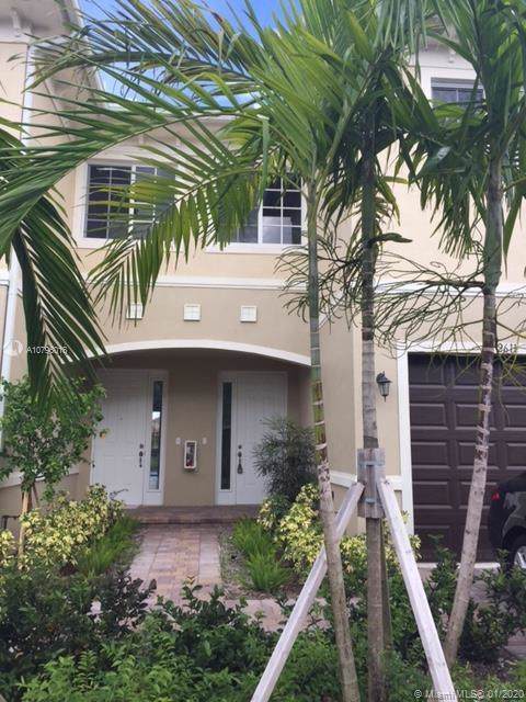 2615 81 Terrace - Photo 1