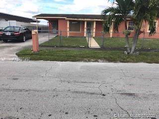 4871 192nd St - Photo 1