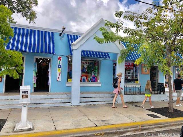 335 Duval St - Photo 1