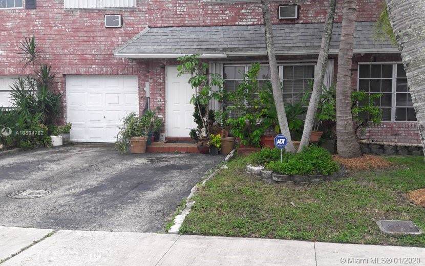 866 41st Ct - Photo 1