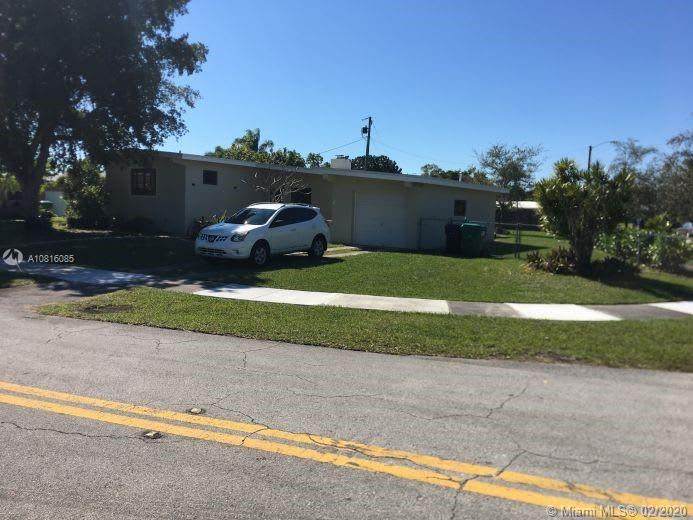 20530 Island Rd - Photo 1