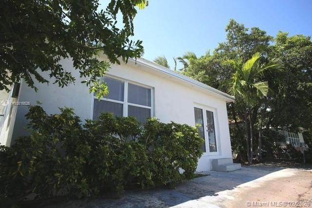 7885 Crespi Blvd - Photo 1