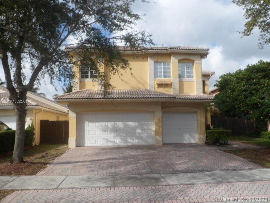 6942 107th Pl - Photo 1
