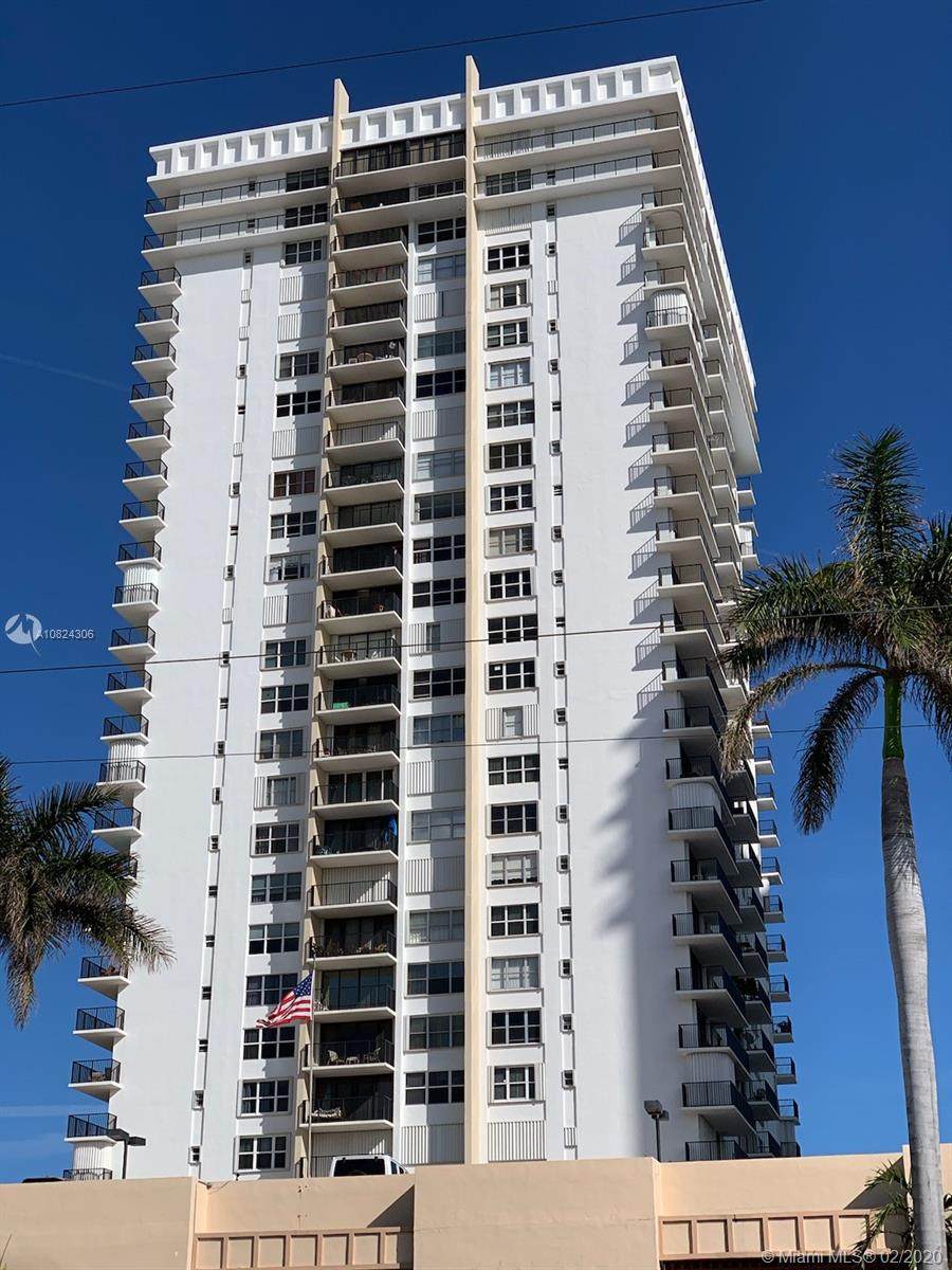2201 Ocean Dr - Photo 1