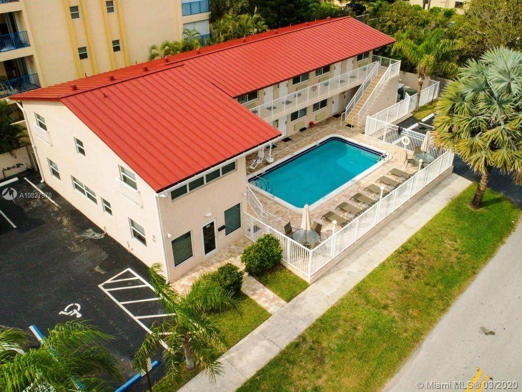 317 20th Ave - Photo 1