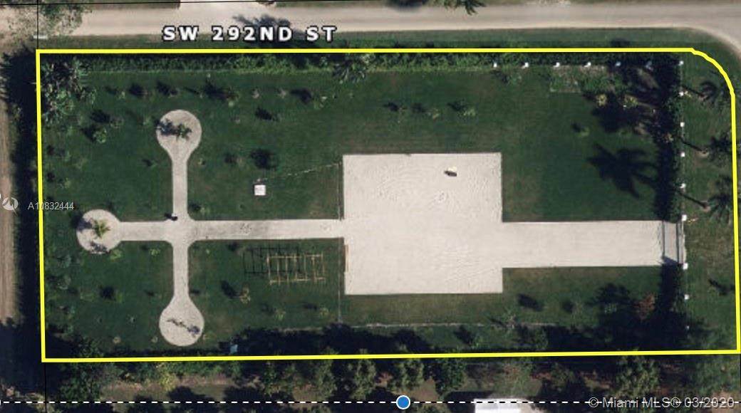 29200 173 Court - Photo 1