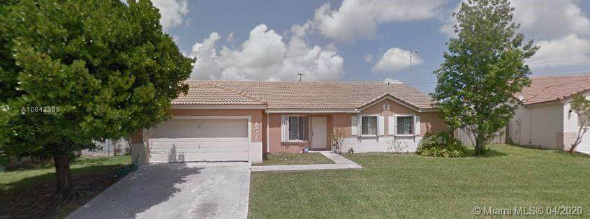 13715 Sw 176 Terrace - Photo 1 13715 Sw 176 Terrace - Photo 1