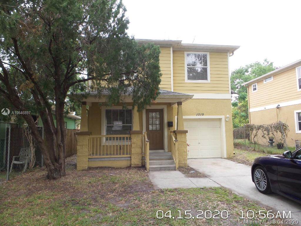 1019 Anderson - Photo 1