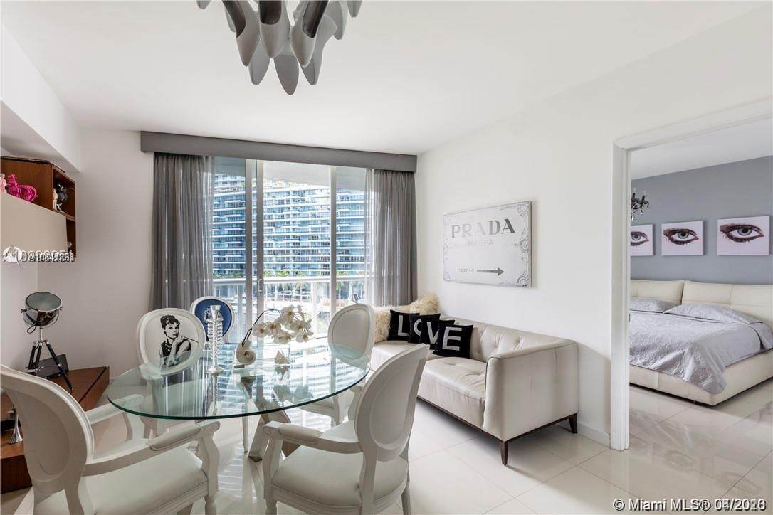 465 Brickell Ave - Photo 1 465 Brickell Ave - Photo 1