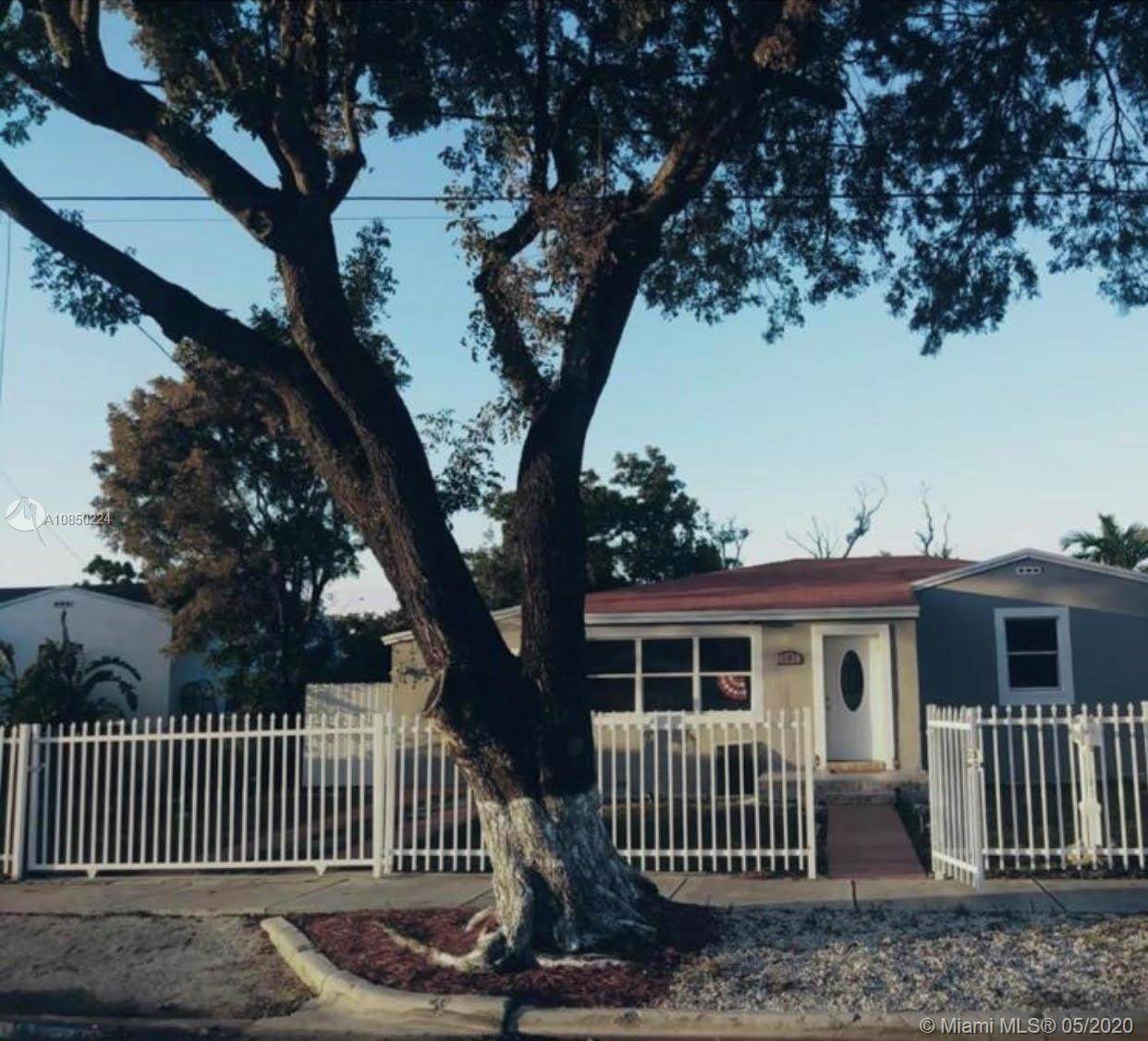 1181 56th St - Photo 1