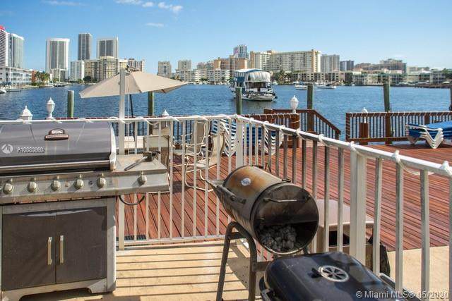 462 Golden Isles Dr - Photo 1