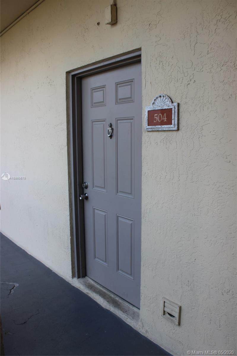8290 Lake Dr - Photo 1