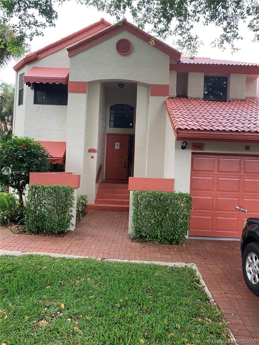 7681 Lexington Club Blvd - Photo 1
