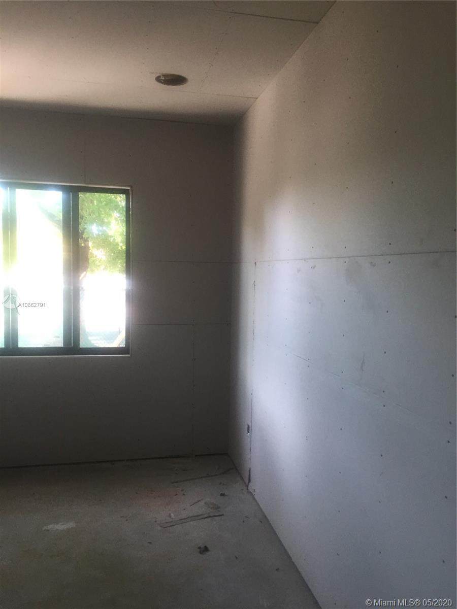 11441 82nd Terrace - Photo 1
