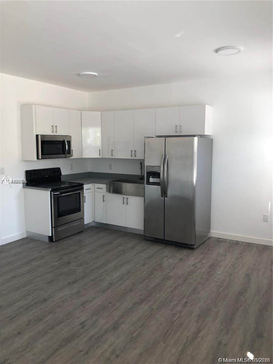 402 12th Ave - Photo 1