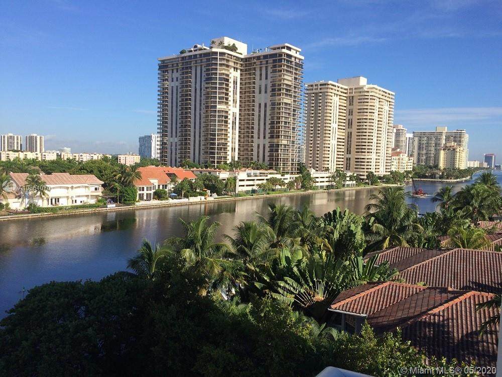 19390 Collins Ave - Photo 1