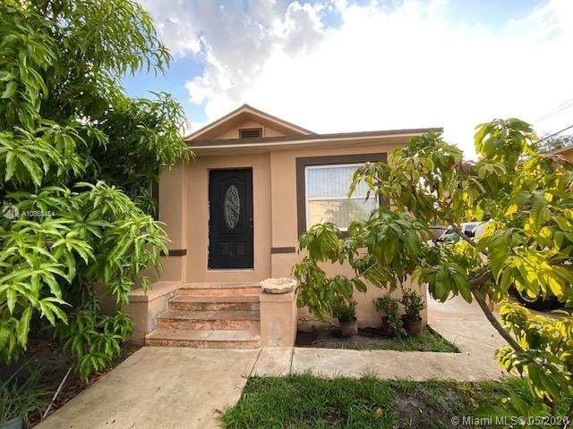 128 11th Ave - Photo 1