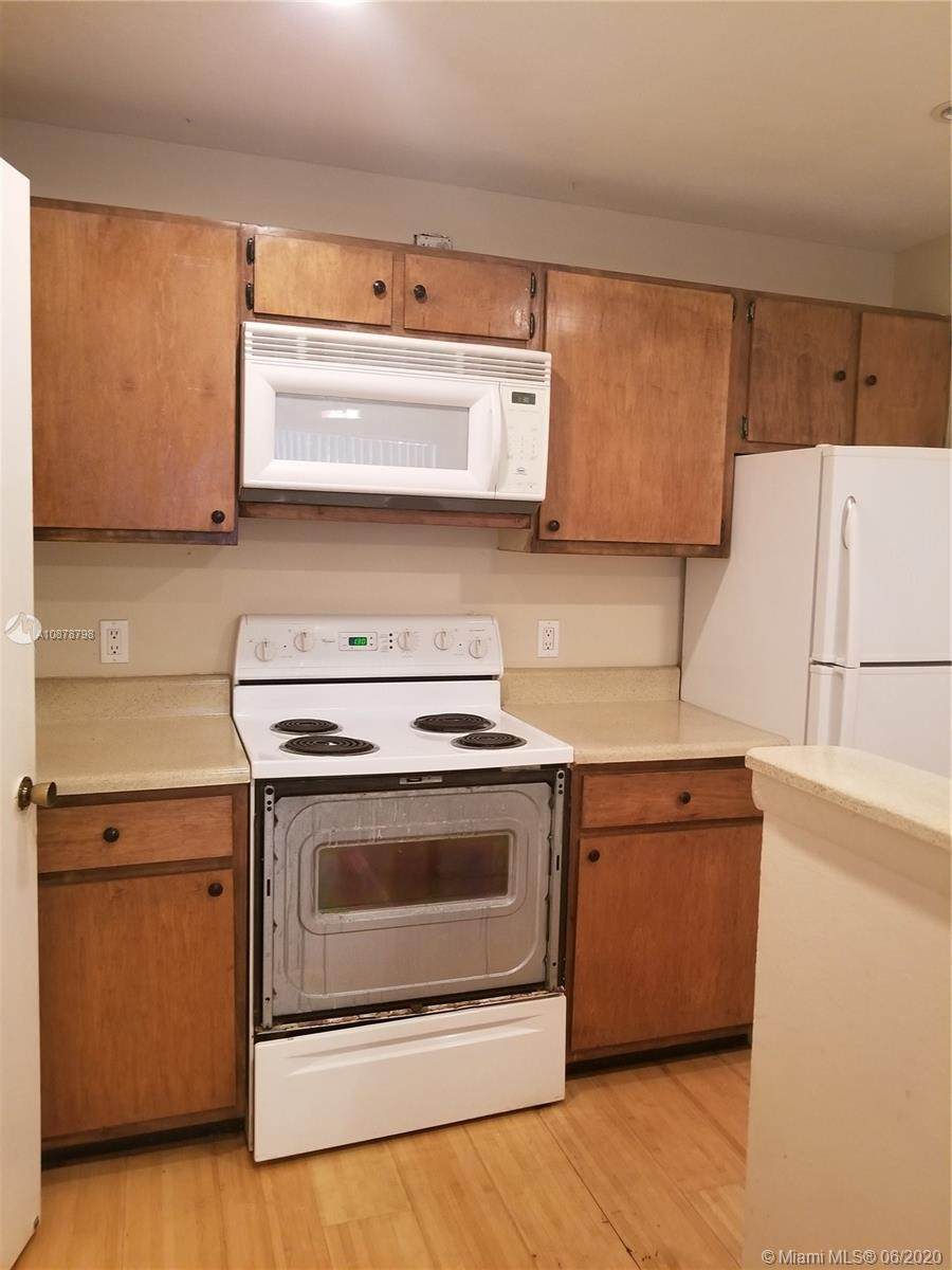 4441 Mcnab Rd - Photo 1