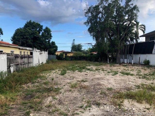 3266 25th Ter - Photo 1