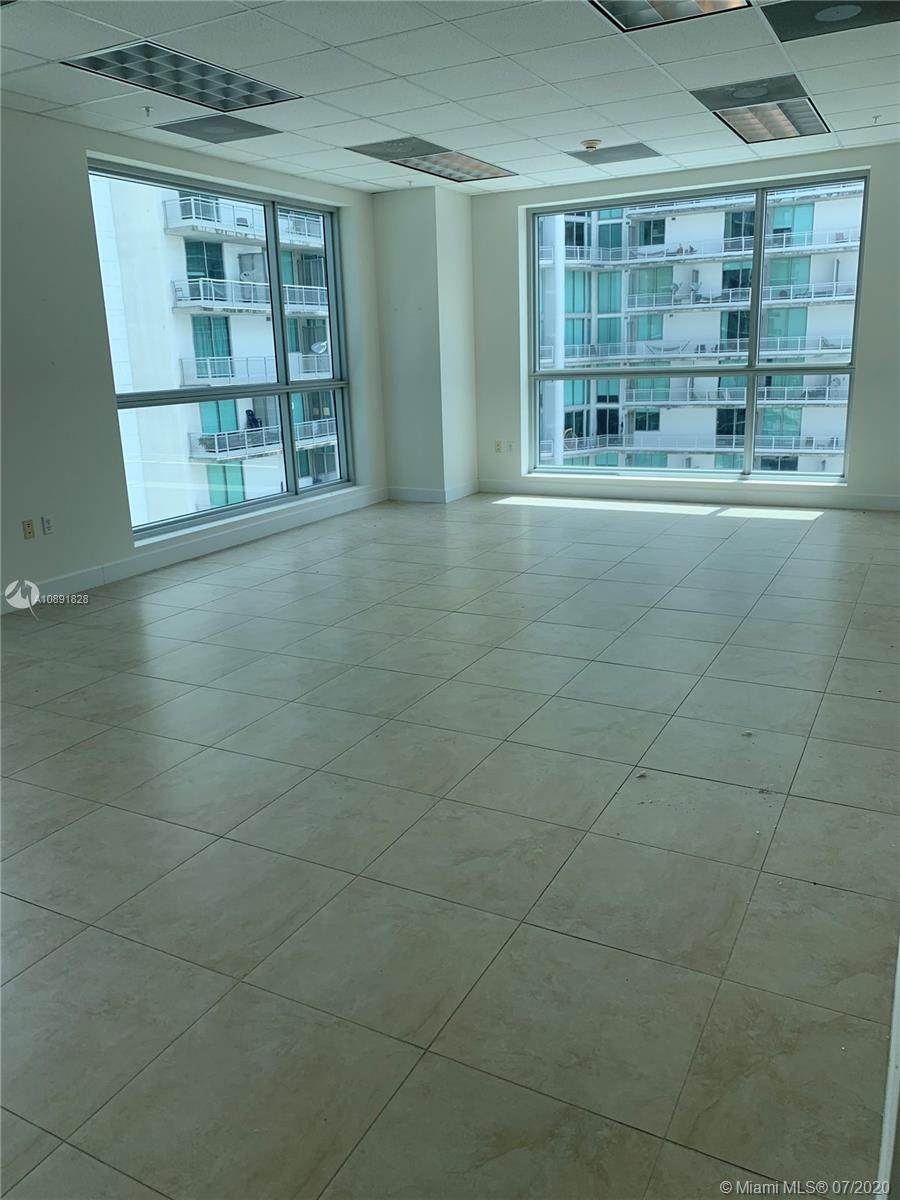 175 7th St - Photo 1