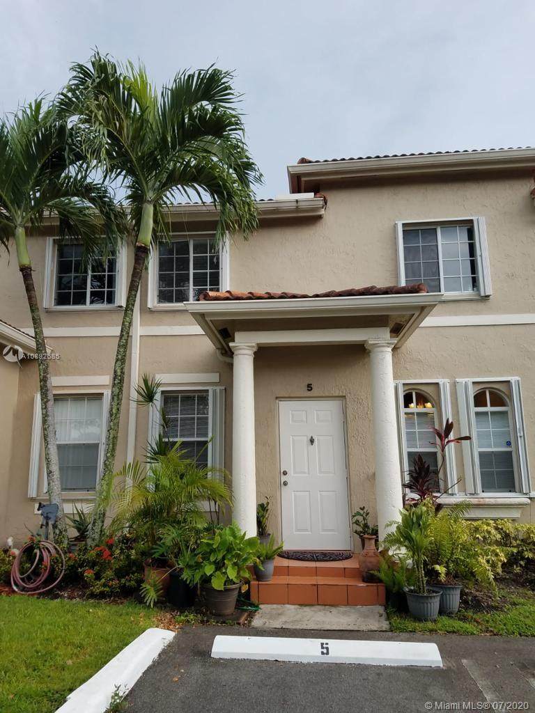 5270 109th Ave - Photo 1